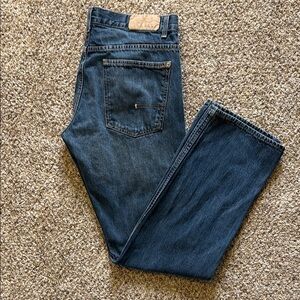 Calvin Klein Men’s Blue Straight Jeans Classic Style